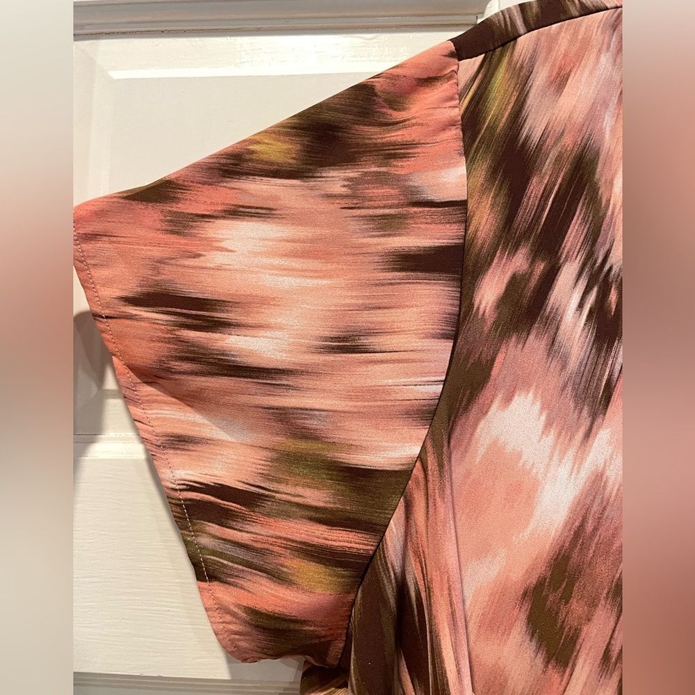 Torrid Georgette Brush Stroke Print Split Neck Bl… - image 4